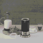 LePresso Hot & Cold Milk Frother 200ML - Black - Image 5